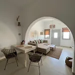 Cavo Ventus Naxos City